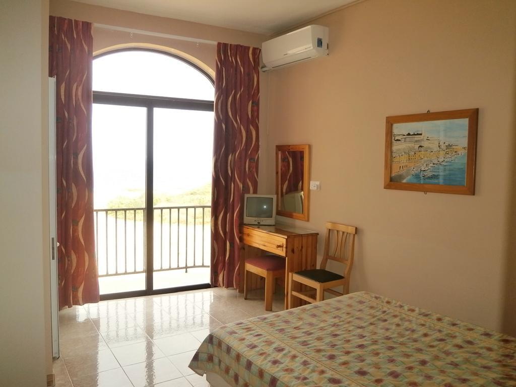 Sunset Seaview Accommodation Marsalforn Ngoại thất bức ảnh