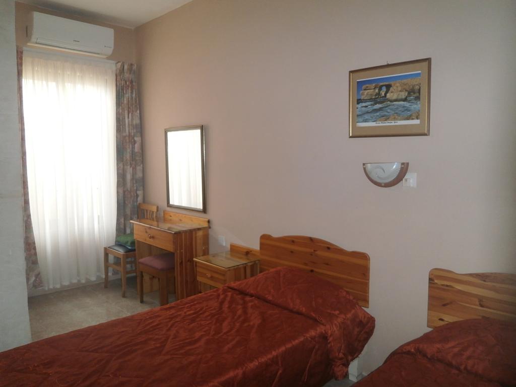 Sunset Seaview Accommodation Marsalforn Ngoại thất bức ảnh