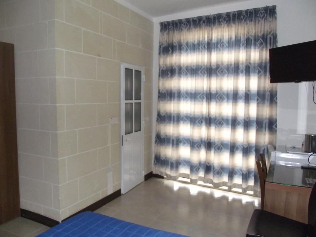 Sunset Seaview Accommodation Marsalforn Ngoại thất bức ảnh