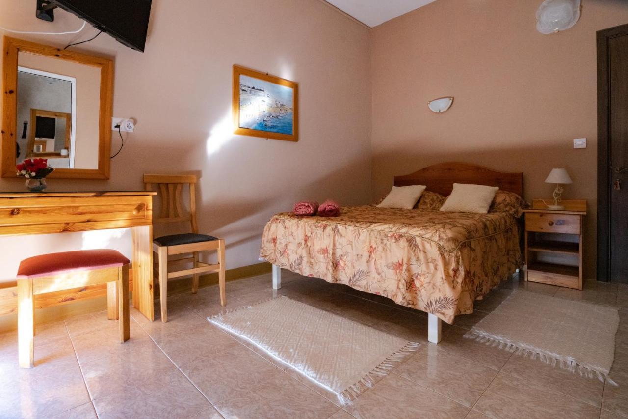 Sunset Seaview Accommodation Marsalforn Ngoại thất bức ảnh